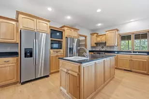 7636 Fairway Ln, Farmington, WI 53090 - Photo 23
