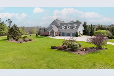 7636  Fairway Ln, Farmington, WI 53090 - Photo 13