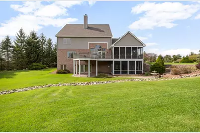 7636  Fairway Ln, Farmington, WI 53090 - Photo 3