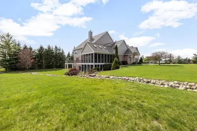 7636  Fairway Ln, Farmington, WI 53090 - Photo 9