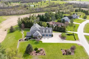 7636 Fairway Ln, Farmington, WI 53090 - Photo 7