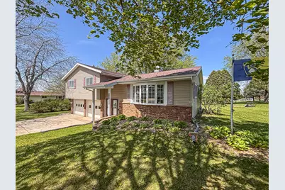 797  Circle Dr, Hustisford, WI 53034 - Photo 3