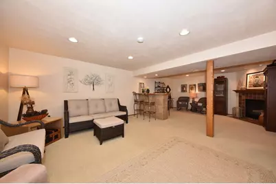 W154N7712  Pheasant Ln, Menomonee Falls, WI 53051 - Photo 17