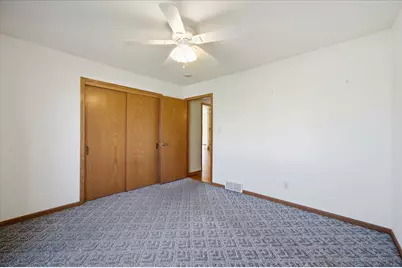 437  Emerald Hills Dr, Fredonia, WI 53021 - Photo 35