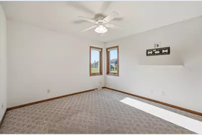 437  Emerald Hills Dr, Fredonia, WI 53021 - Photo 37
