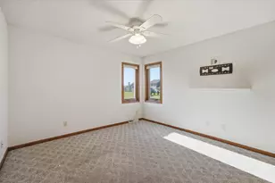 437 Emerald Hills Dr, Fredonia, WI 53021 - Photo 37