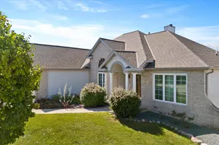 437 Emerald Hills Dr, Fredonia, WI 53021 - Photo 47