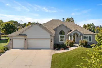 437  Emerald Hills Dr, Fredonia, WI 53021 - Photo 1