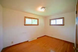 6301 N Joyce Ave, Milwaukee, WI 53225 - Photo 7