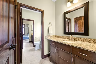 4722 W Oakwood Rd, Franklin, WI 53132 - Photo 25