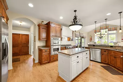 N52W21298  Golfview Ct, Menomonee Falls, WI 53051 - Photo 17