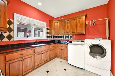 N52W21298  Golfview Ct, Menomonee Falls, WI 53051 - Photo 19