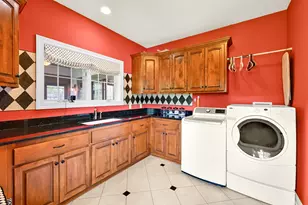 N52W21298 Golfview Ct, Menomonee Falls, WI 53051 - Photo 19
