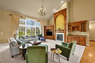 N52W21298 Golfview Ct, Menomonee Falls, WI 53051 - Photo 9