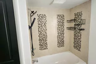 2609 Bate St, Racine, WI 53403 - Photo 9