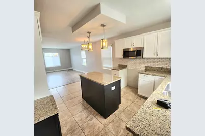 2609  Bate St, Racine, WI 53403 - Photo 5