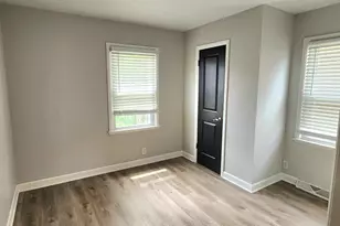 2609 Bate St, Racine, WI 53403 - Photo 7