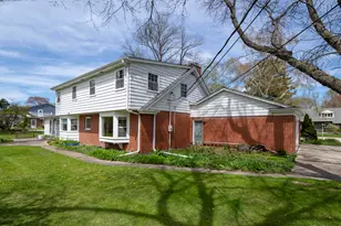 127 E Fox Dale Rd, Glendale, WI 53217 - Photo 77