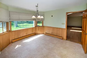 127 E Fox Dale Rd, Glendale, WI 53217 - Photo 27