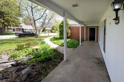 127 E Fox Dale Rd, Glendale, WI 53217 - Photo 69