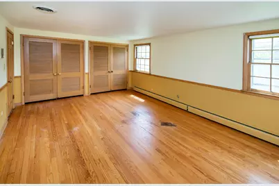127 E Fox Dale Rd, Glendale, WI 53217 - Photo 31