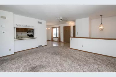 4655 S Woodland Dr, Greenfield, WI 53220 - Photo 5