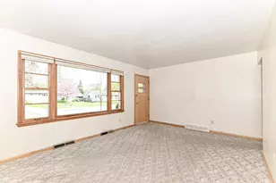 W168N8492 Jacobson Dr, Menomonee Falls, WI 53051 - Photo 3