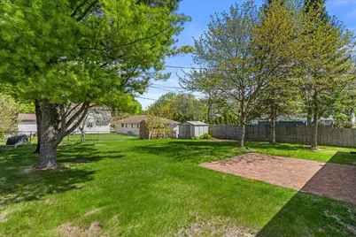 W67N408  Grant Ave, Cedarburg, WI 53012 - Photo 31