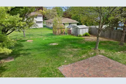 W67N408  Grant Ave, Cedarburg, WI 53012 - Photo 21