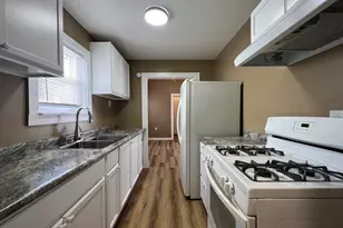 614 11th St, Racine, WI 53403 - Photo 11