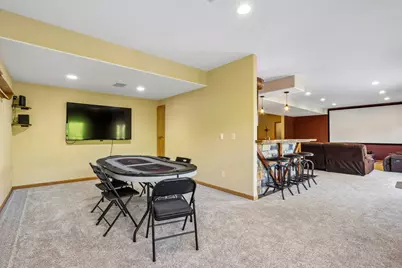 1640  Great Forest Dr, West Bend, WI 53090 - Photo 39