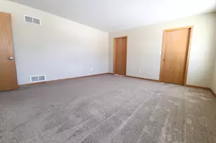 1805 Deer Path, Waukesha, WI 53189 - Photo 17