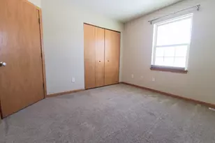 1805 Deer Path, Waukesha, WI 53189 - Photo 19