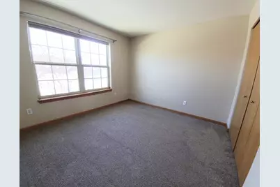 1805  Deer Path -, Waukesha, WI 53189 - Photo 21