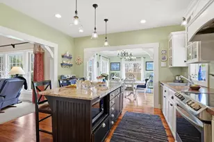 13015 W Winterberry Way, New Berlin, WI 53151 - Photo 3