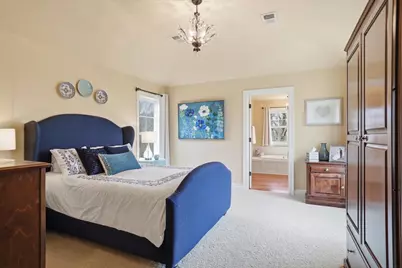 13015 W Winterberry Way, New Berlin, WI 53151 - Photo 19
