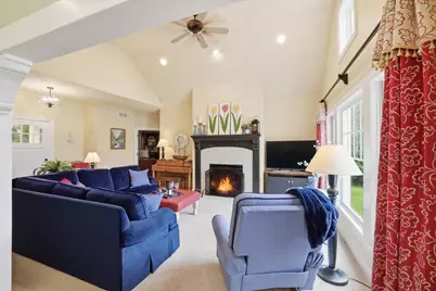 13015 W Winterberry Way, New Berlin, WI 53151 - Photo 11