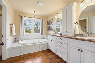 13015 W Winterberry Way, New Berlin, WI 53151 - Photo 21