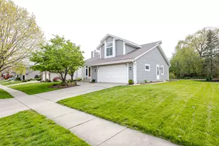 1404 40th Ct, Kenosha, WI 53144 - Photo 3