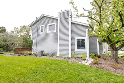 1404  40th Ct, Kenosha, WI 53144 - Photo 9