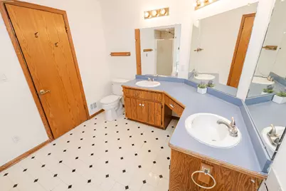1404  40th Ct, Kenosha, WI 53144 - Photo 55