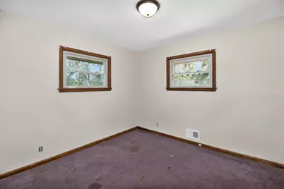 3440 W 5 Mile Rd, Racine, WI 53108 - Photo 15