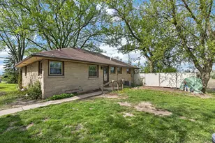 3440 W 5 Mile Rd, Racine, WI 53108 - Photo 23