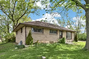 3440 W 5 Mile Rd, Racine, WI 53108 - Photo 27