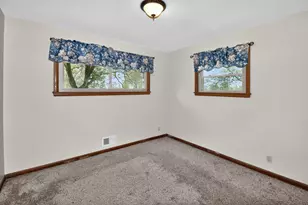 3440 W 5 Mile Rd, Racine, WI 53108 - Photo 13