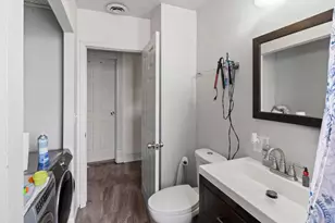 2139 N 18th St, Milwaukee, WI 53205 - Photo 13