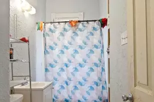 2139 N 18th St, Milwaukee, WI 53205 - Photo 5