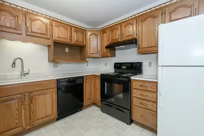 214  Minz Park Cir #1, West Bend, WI 53095 - Photo 11