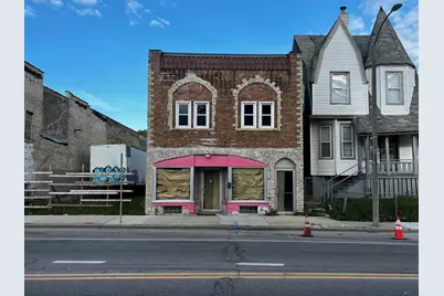 2925 N Holton St #2927, Milwaukee, WI 53212 - Photo 1