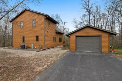 820  Kloppman St, Crivitz, WI 54114 - Photo 3